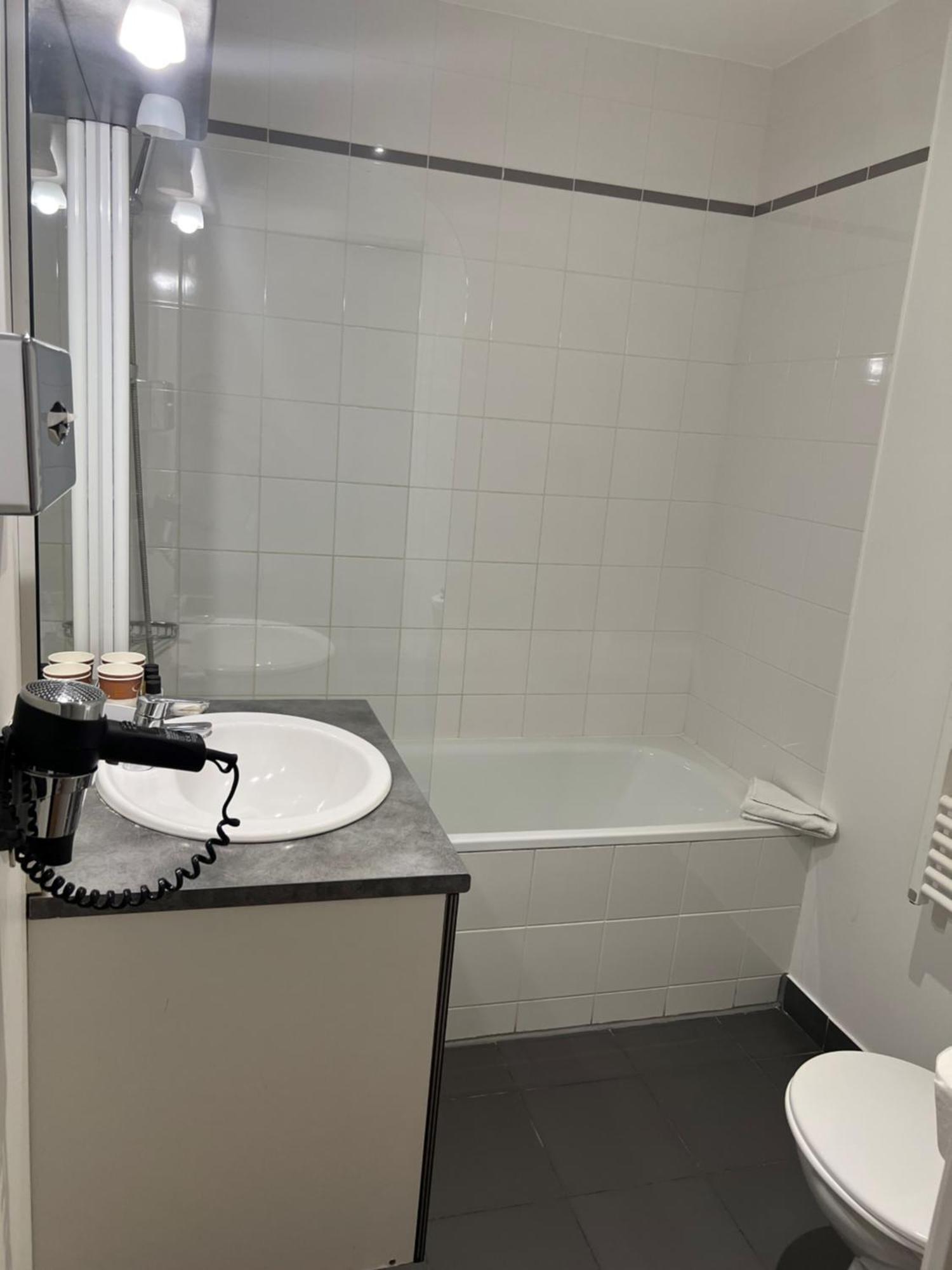 Residhome Neuilly Bords De Marne Eksteriør billede